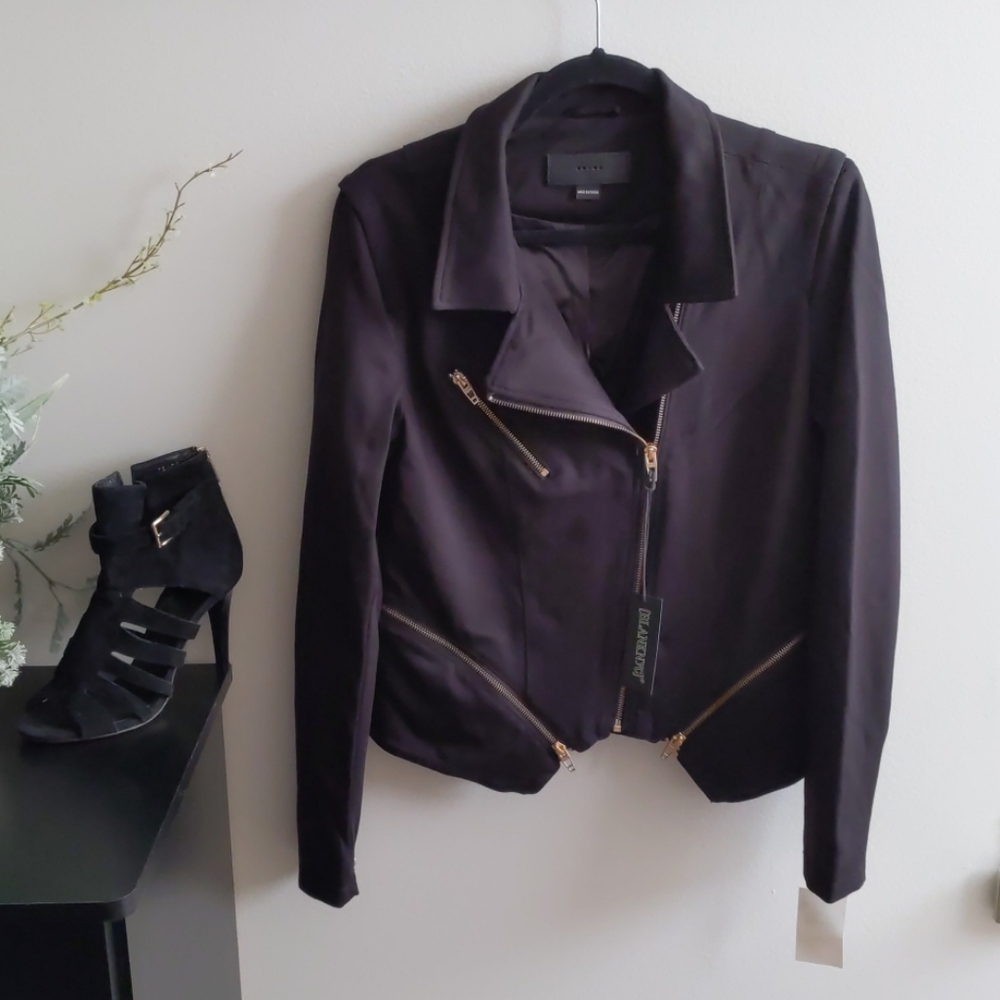 BlankNYC  moto jckt 6 gold zips M**HOST PICK 3/1**